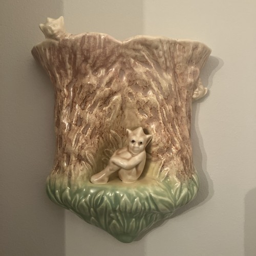 Sylvac ware pixie - ware, wall