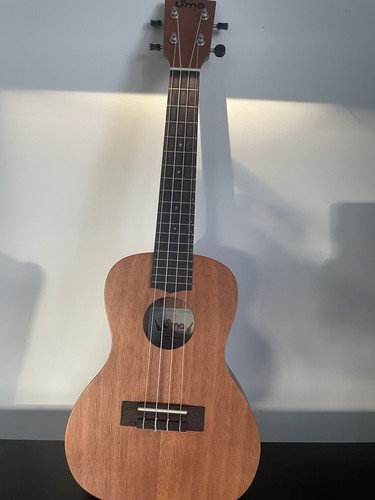 Uma 03c concert ukulele - uma, uk-03c