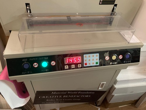 Electric paper cutter - paper,
