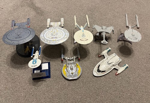 Star trek starship - star,