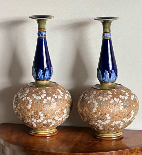 Pair antique royal doulton - royal,