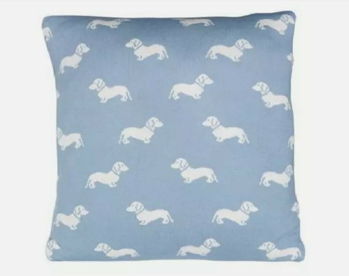 Emily bond dachshund dog - bond,