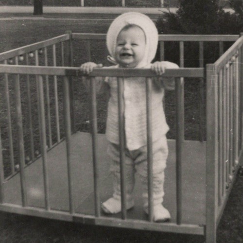Wooden baby cage 1950s - cage, family