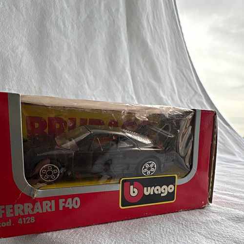 Bburago ferrari f40 black - bburago,