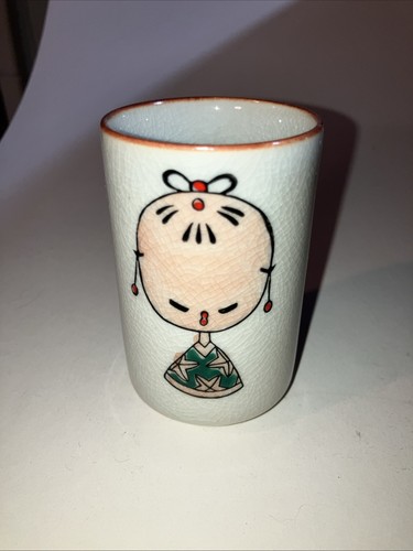 Geisha sake tea - geisha, kokeshi