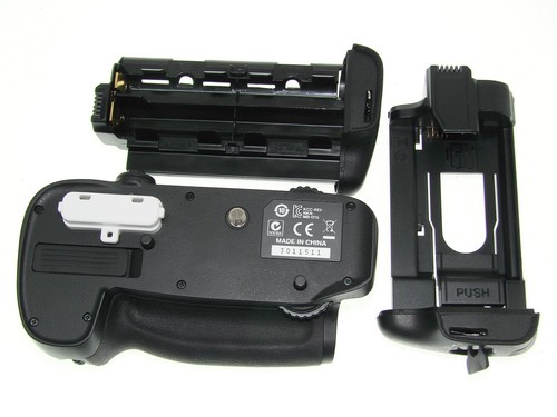 Nikon d15 battery grip - battery,