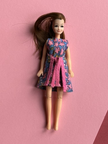 Vintage 1970s pippa - 🩷, doll