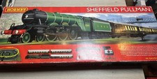 Hornby R1135 Sheffield Pullman Train Set 00 Gauge Boxed