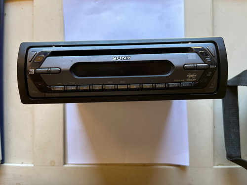 Sony car van stereo fm - sony, cd,