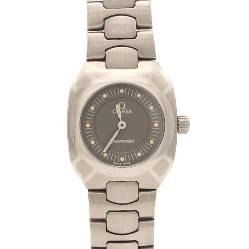 Authentic unserviced value - -,