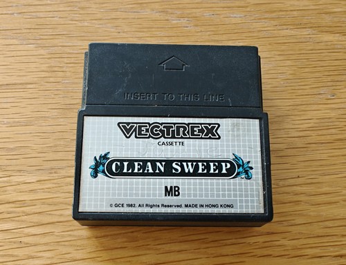 Vectrex clean sweep - game,