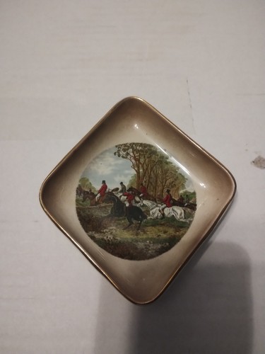 Royal worcester palissy - royal,