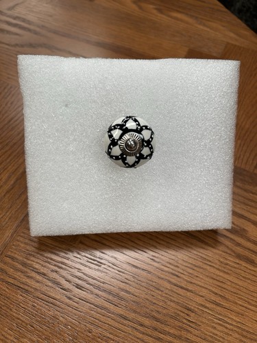 Black white ceramic - black,