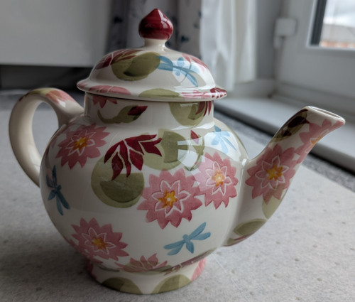 Emma bridgewater water - bridgewater, lily