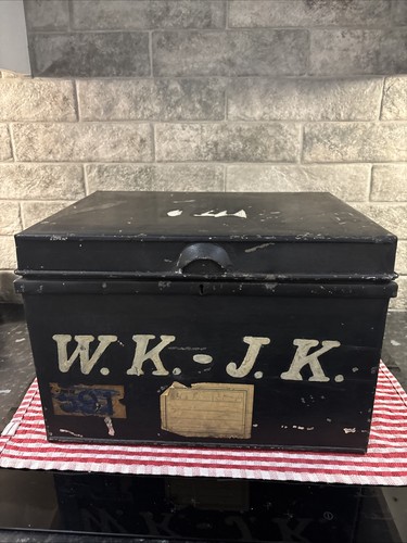 Large black deeds style tin - deeds,