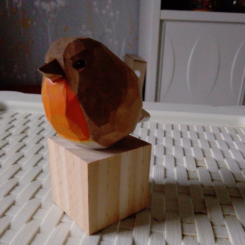 Robin red breast hand carved - breast,
