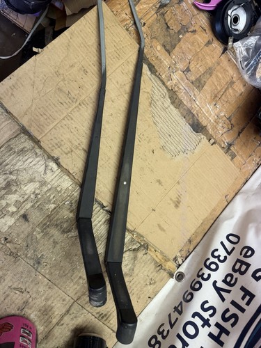 Mitsubishi colt wiper arms - mitsubishi,