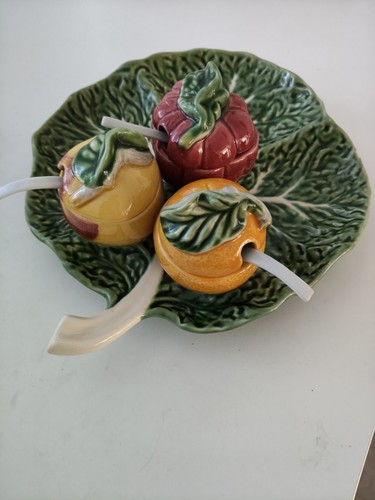 Vintage cabbage leaf ceramic - cabbage,