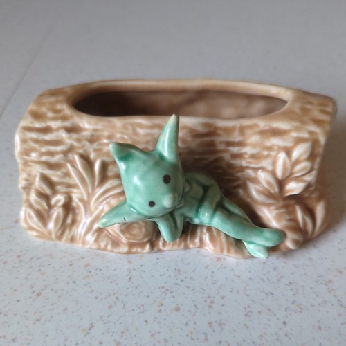 Vintage sylvac log - , planter