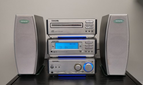 Aiwa m919 3 separate - –,