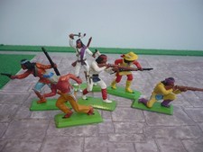 BRITAINS DEETAIL SET 6 APACHES