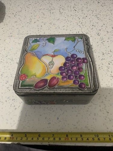 Churchill fruits and vine - fruits,