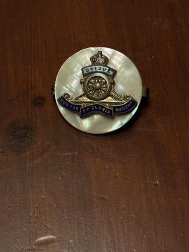Ubique badge sweetheart - ubique,