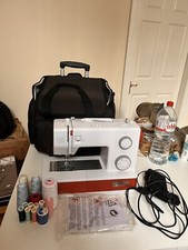 Bernette B05 Crafter Domestic Sewing Machine And Roller Bag