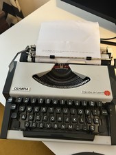 Vintage working typewriter