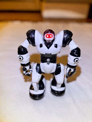 Robosapien wowwee robotics - wowwee,