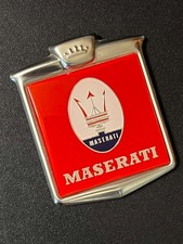 SCARCE VINTAGE RENAMEL  MASERATI  ENAMEL  CAR  GRILLE  BADGE - FREE POSTAGE