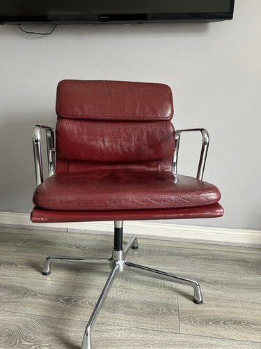 Eames swivel office chair - office,