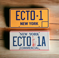 Ghostbusters ECTO 1 and