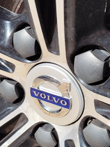 Volvo floating alloy wheel - floating,