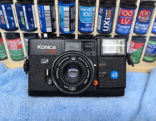 Konica c35 38mm 8 - ef, point