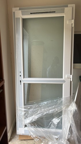Frosted glazed white - frosted,