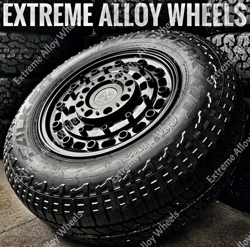Black alloy wheels - black,