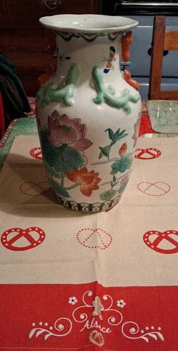 Delightfully pretty oriental - delightfully,