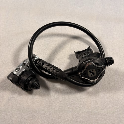 Scubapro mk25 with - scubapro,
