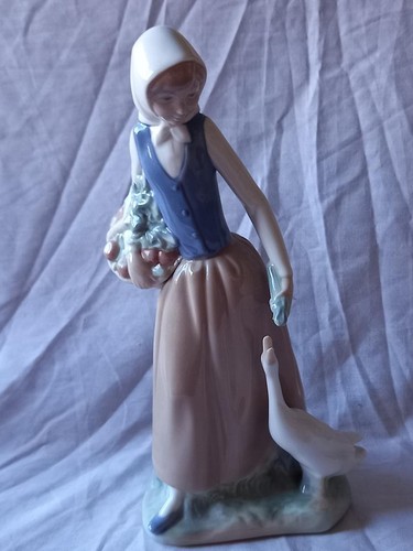Vintage 1992 nao lladro - vintage,