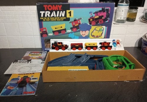 Vintage tomy trains 1988 - vintage, trains,