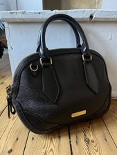 Burberry Orchard Brown Hand