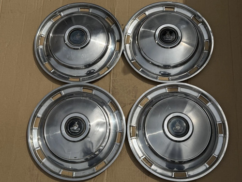 Rover stainless wheel trims - p5,