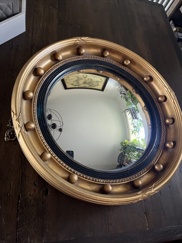 Antique regency style - style, round