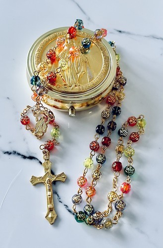 Gold and multicoloured - gold,