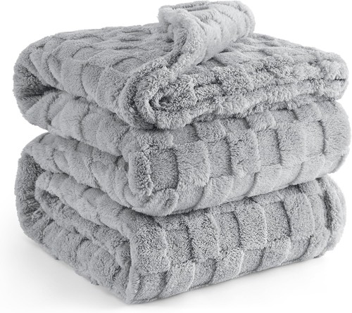 Large soft fleece throw - soft,