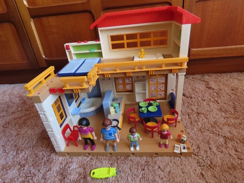 Playmobil house - house, (incomplete)