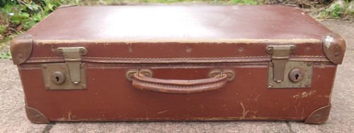 Vintage suitcase hard board - hard,
