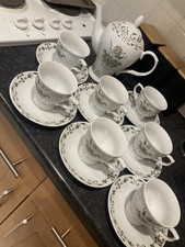 Hendricks Gin Tea Set - Teapot, 7 Cups & 7 Saucers