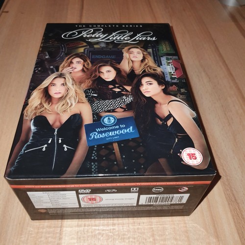 Pretty little liars series - pretty,
